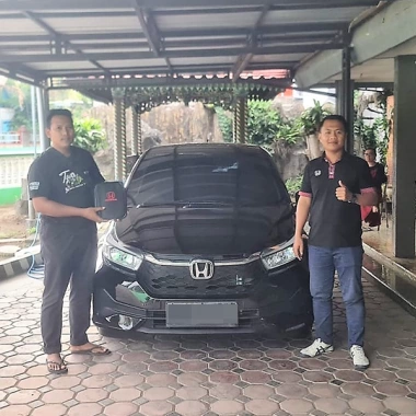 Delivery New Honda Brio Satya Matic Hitam Surabaya